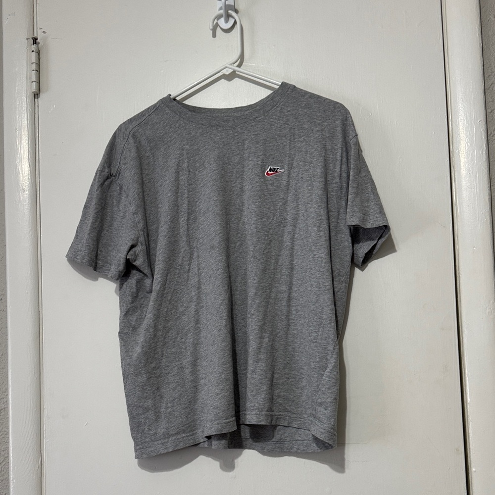 Nike Gray Short Sleeve Tee 083
